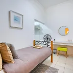 Comfortable 3br In The Centre Of By 360 Estates דירה