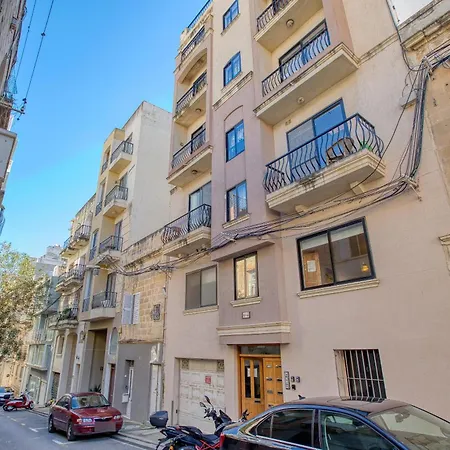 Comfortable 3br In The Centre Of By 360 Estates *