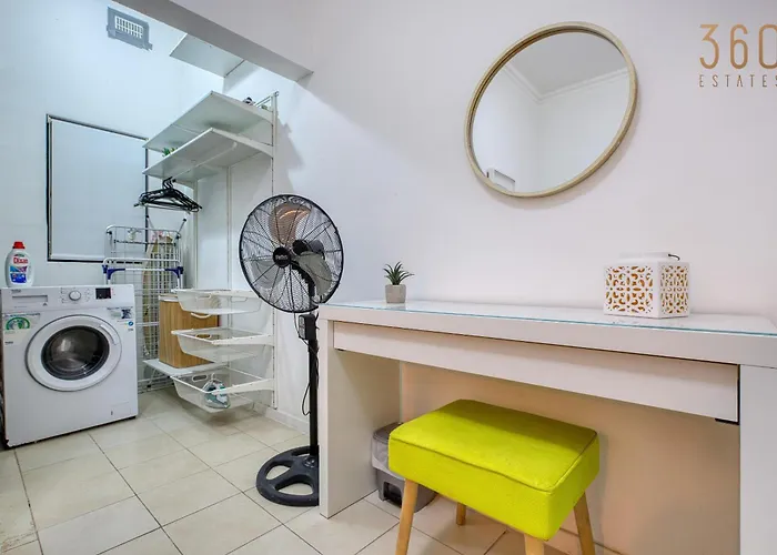 Comfortable 3br In The Centre Of By 360 Estates Apartamento