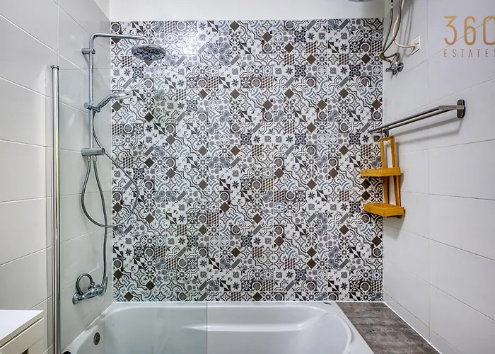 Apartamento Comfortable 3br In The Centre Of By 360 Estates