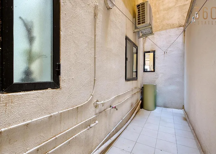 Comfortable 3br In The Centre Of By 360 Estates Apartamento