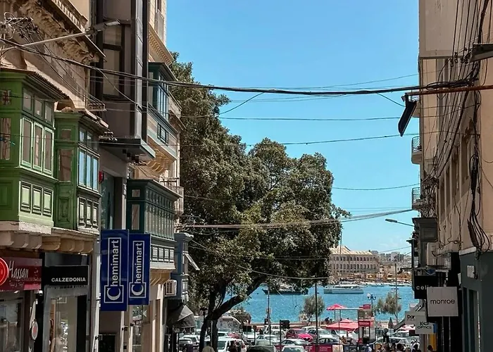 Comfortable 3br In The Centre Of By 360 Estates