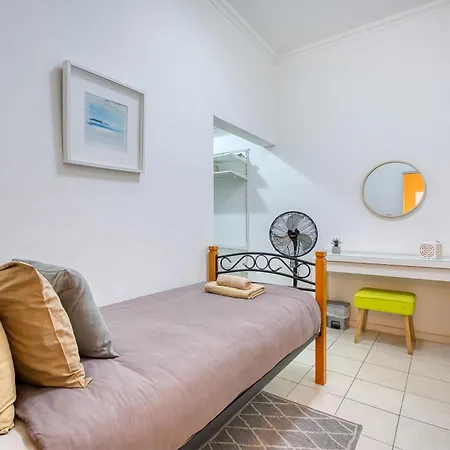Comfortable 3br In The Centre Of By 360 Estates דירה
